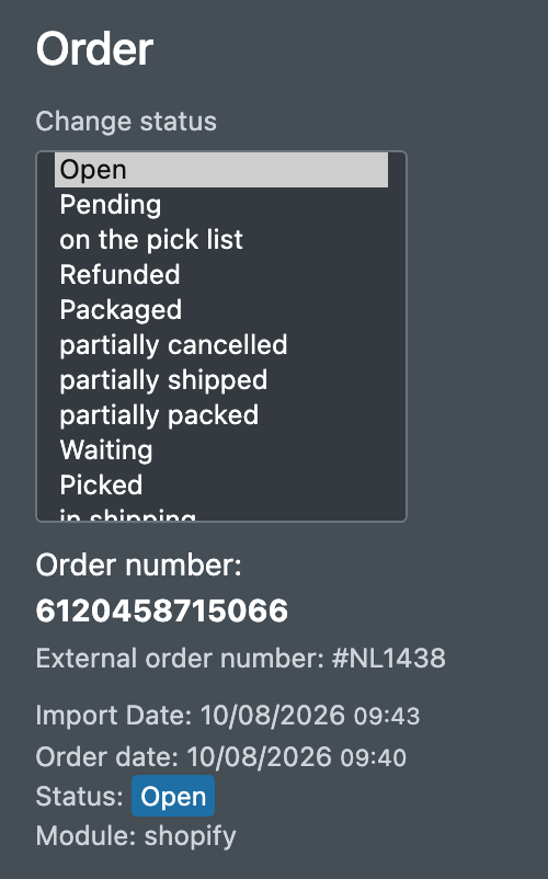 Screenshot: Status dropdown "Change status" opened in the order details